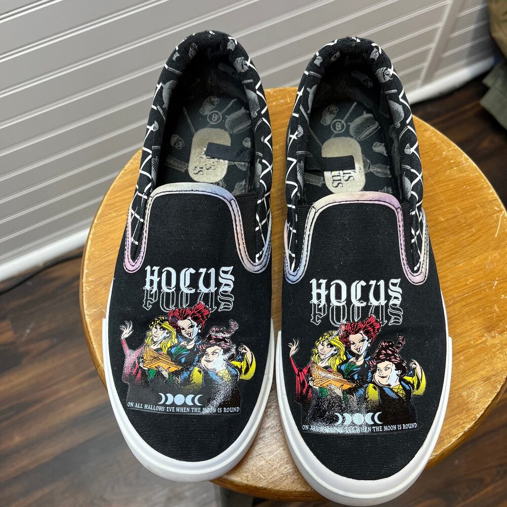 Disney Hocus Pocus Casual Slip-On Sneakers by Ground Up Size 8